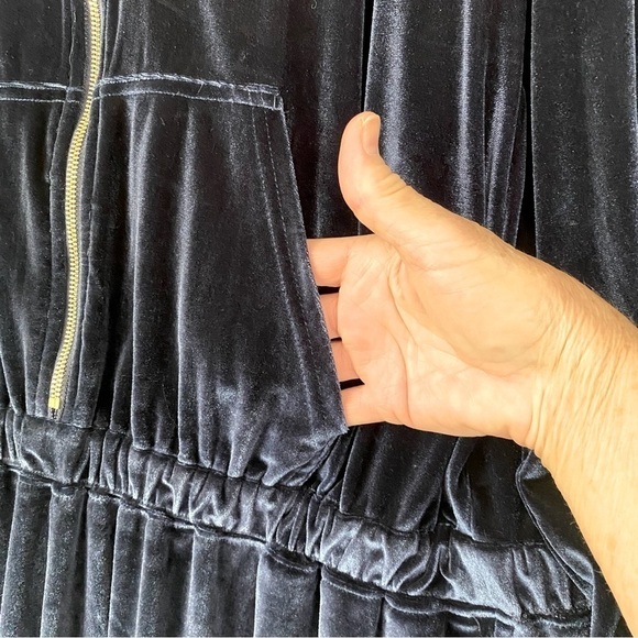 Fabletics Navy Velour Zip Up Wide Leg Jumpsuit Size 4X - Picture 7 of 13